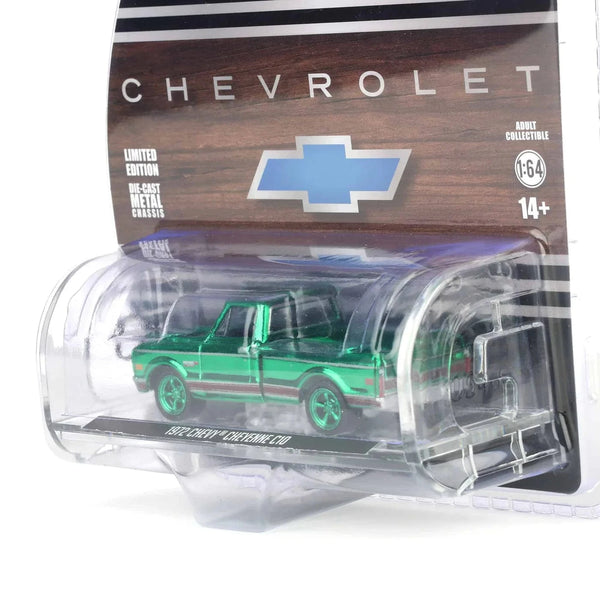 Chase 1972 Chevrolet Cheyenne C10 Short Bed Black Greenlight Hobby Exclusive 1:64 Green Machine