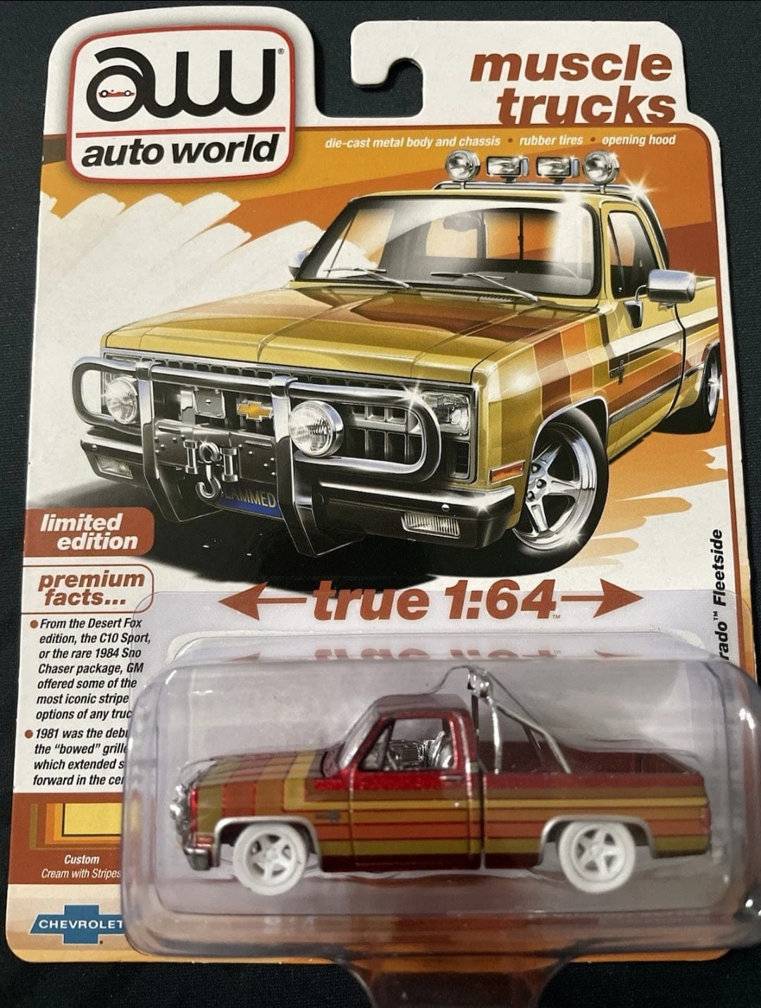 Chase 1981 Chevrolet Silverado Fleetside Custom Lowered – Beige Auto World 1/64 scale