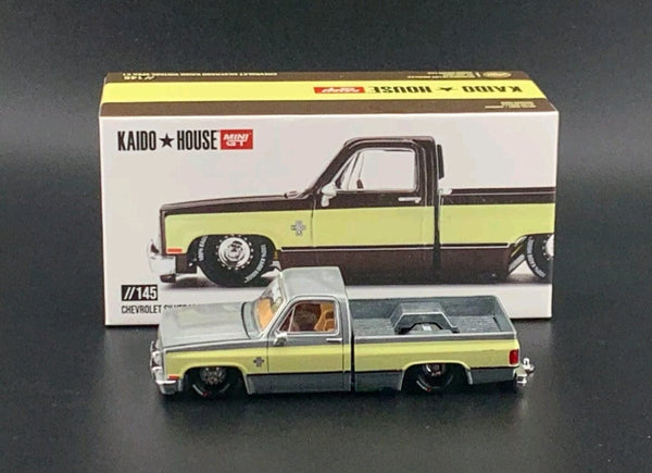 Chase Chevrolet Silverado Vintage Spec V1 Two Tone Brown Cream Kaido House Mini GT KHMG145 1/64 scale