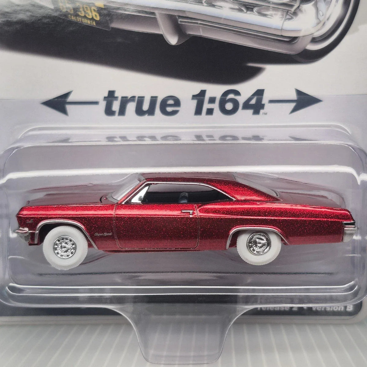 Red Machine Chase 2025 Premium Release 2 B 1965 Chevrolet Impala SS Willow Green Auto World 1/64 scale